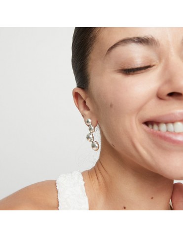 Pendientes Bañados en Plata de Ley y Cuatro Bolas en Forma de Burbujas PEN0999MTL0000U